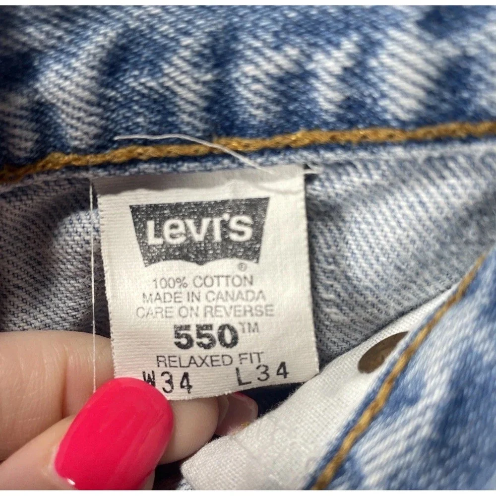 Levis 550 Light Stone Wash Relaxed Fit Made In‎ Canada Jeans 34x34